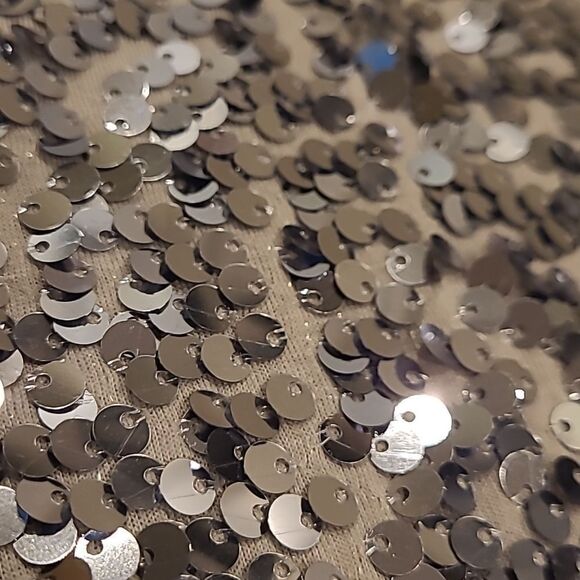 🤸‍♂️3 for 12🤸‍♀️ LOVE Tease Racerback Silver Sequin Tank Small - Picture 4 of 6